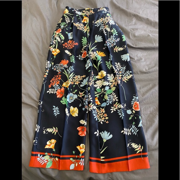 Zara Pants - Zara silk wide legged pants